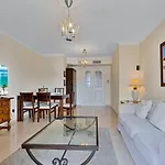 Apartament Lovely Penthouse In Pacos
