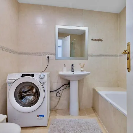 Apartament Lovely Penthouse In Pacos